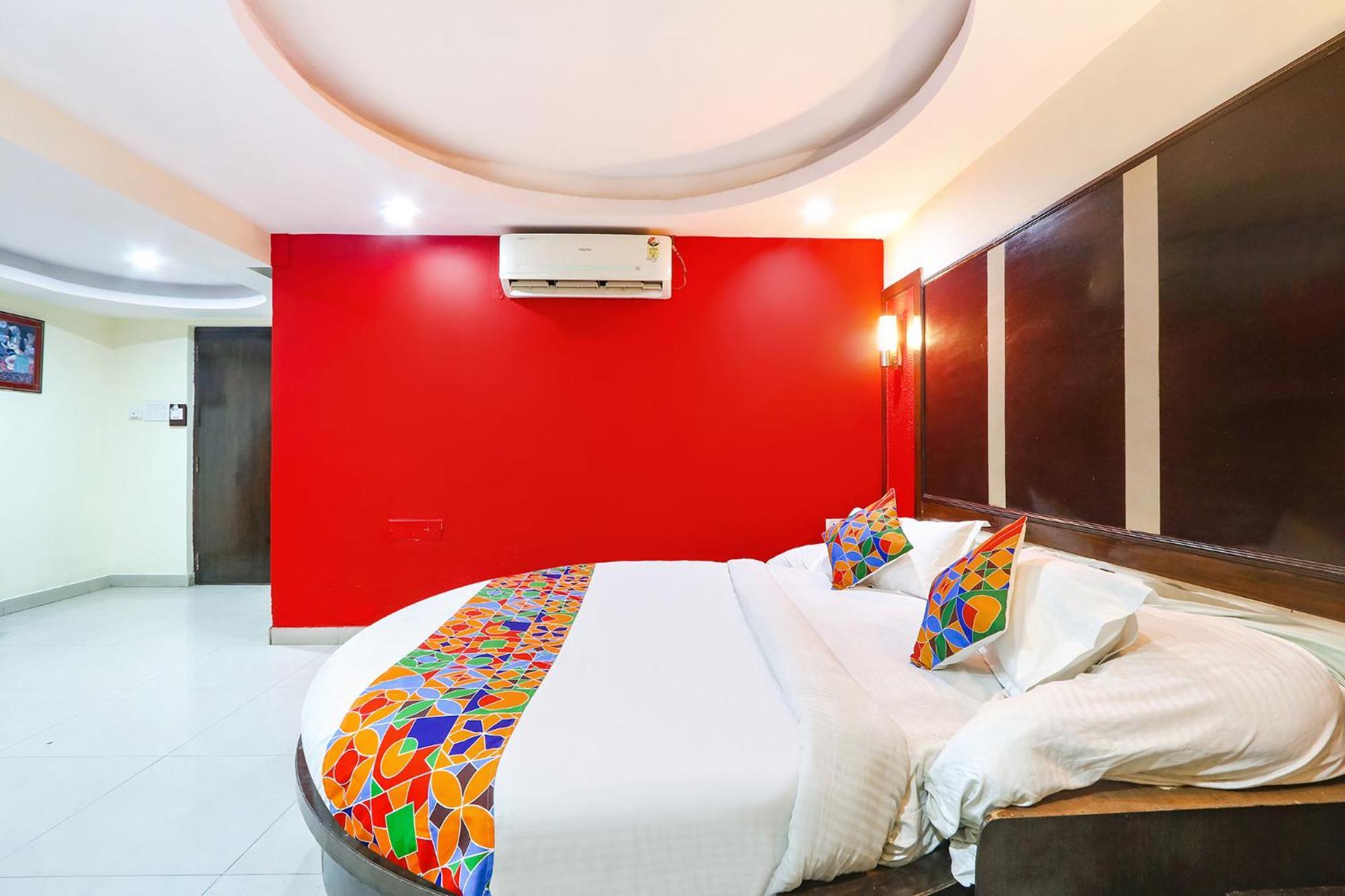 FabHotel Royal Residency Lakdikapul Hyderabad Exterior foto