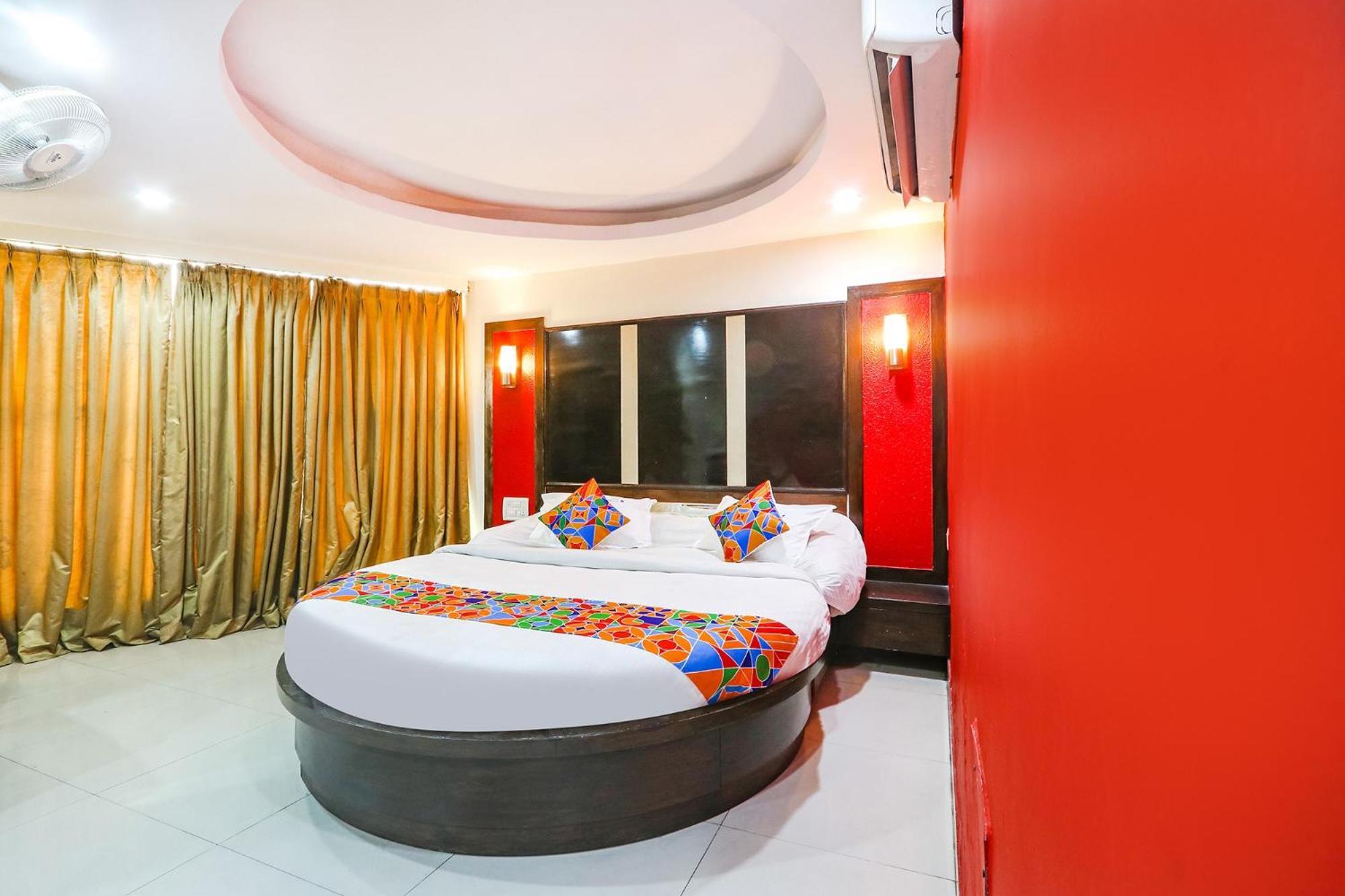 FabHotel Royal Residency Lakdikapul Hyderabad Exterior foto